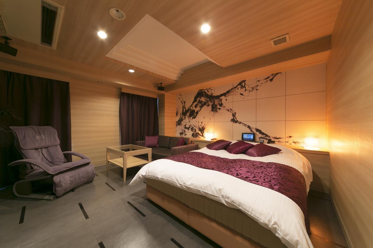 Hotel Lotus Kobe (Adults Only) Exteriör bild