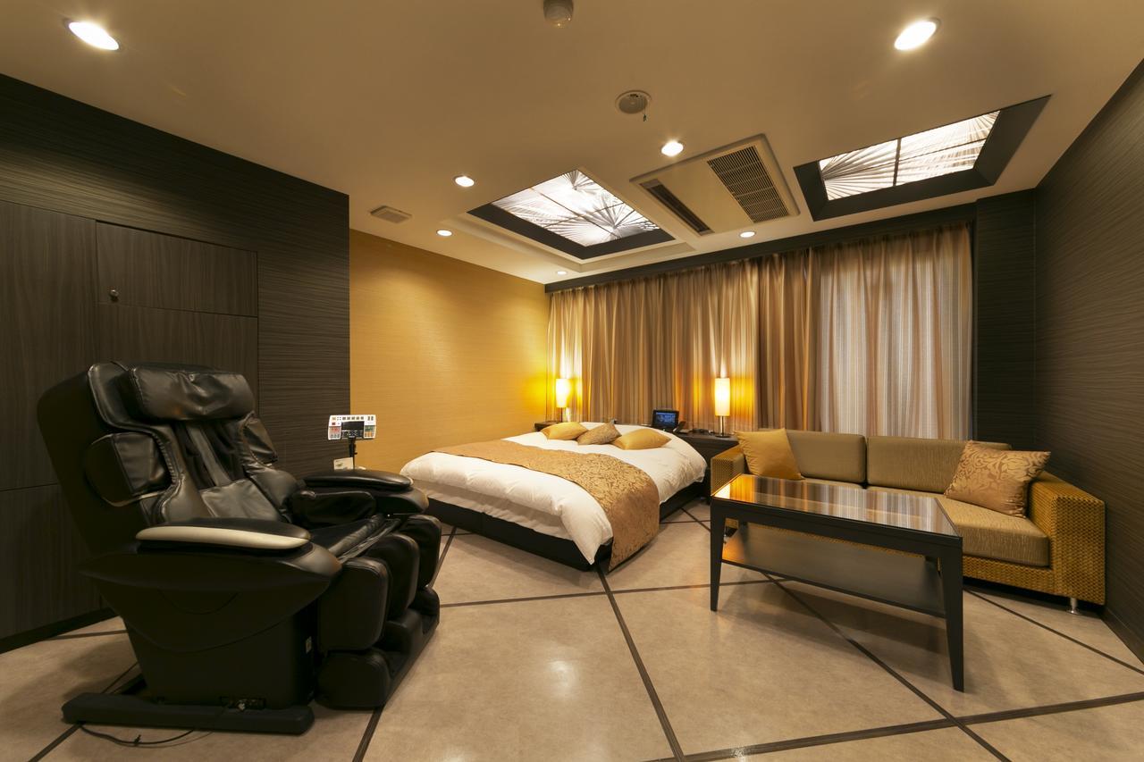 Hotel Lotus Kobe (Adults Only) Exteriör bild